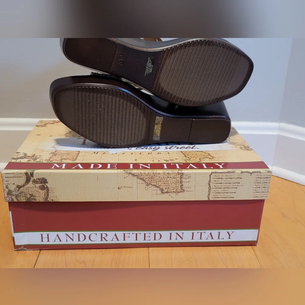 NIB TUSCANY Easy Street Selva Wedge Made in Italy Natural Gold Heel Sandals 7W